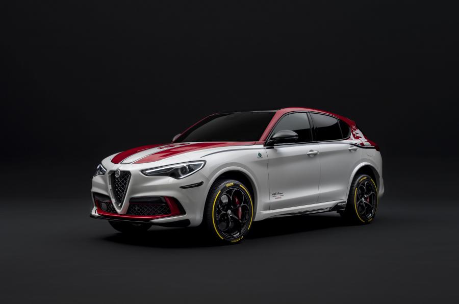  Alfa Romeo Stelvio Quadrifoglio Alfa Romeo Racing (949) 2019 года  (фото 1 из 30)